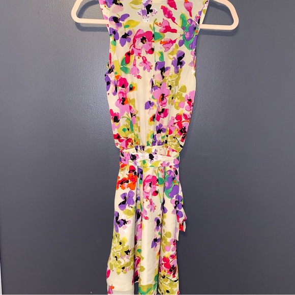 Express Yellow floral dress with belt - Picture 3 of 6